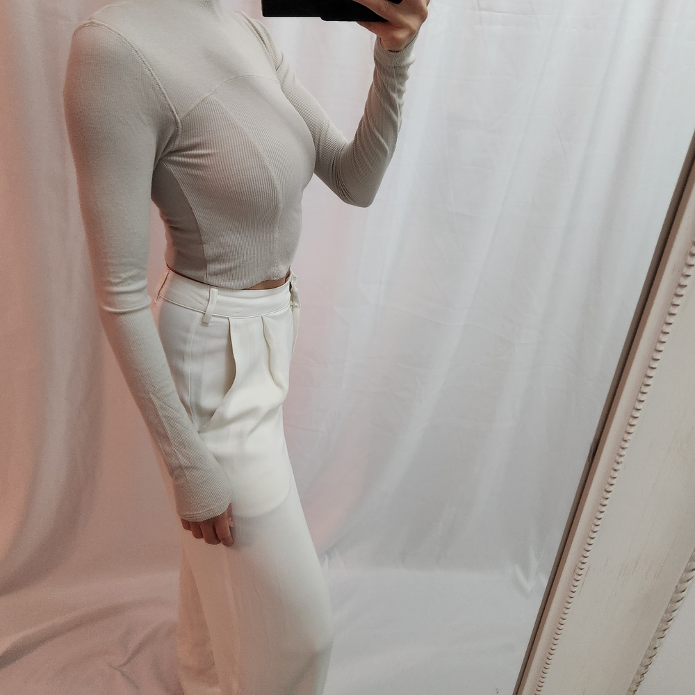 Joah Brown Ribbed Tan Top - Picture 3 of 10